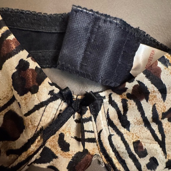 CHEETAH Women's Silky Underwire Bra Size 36B No padding Sexy Animal Print EUC - Picture 12 of 12
